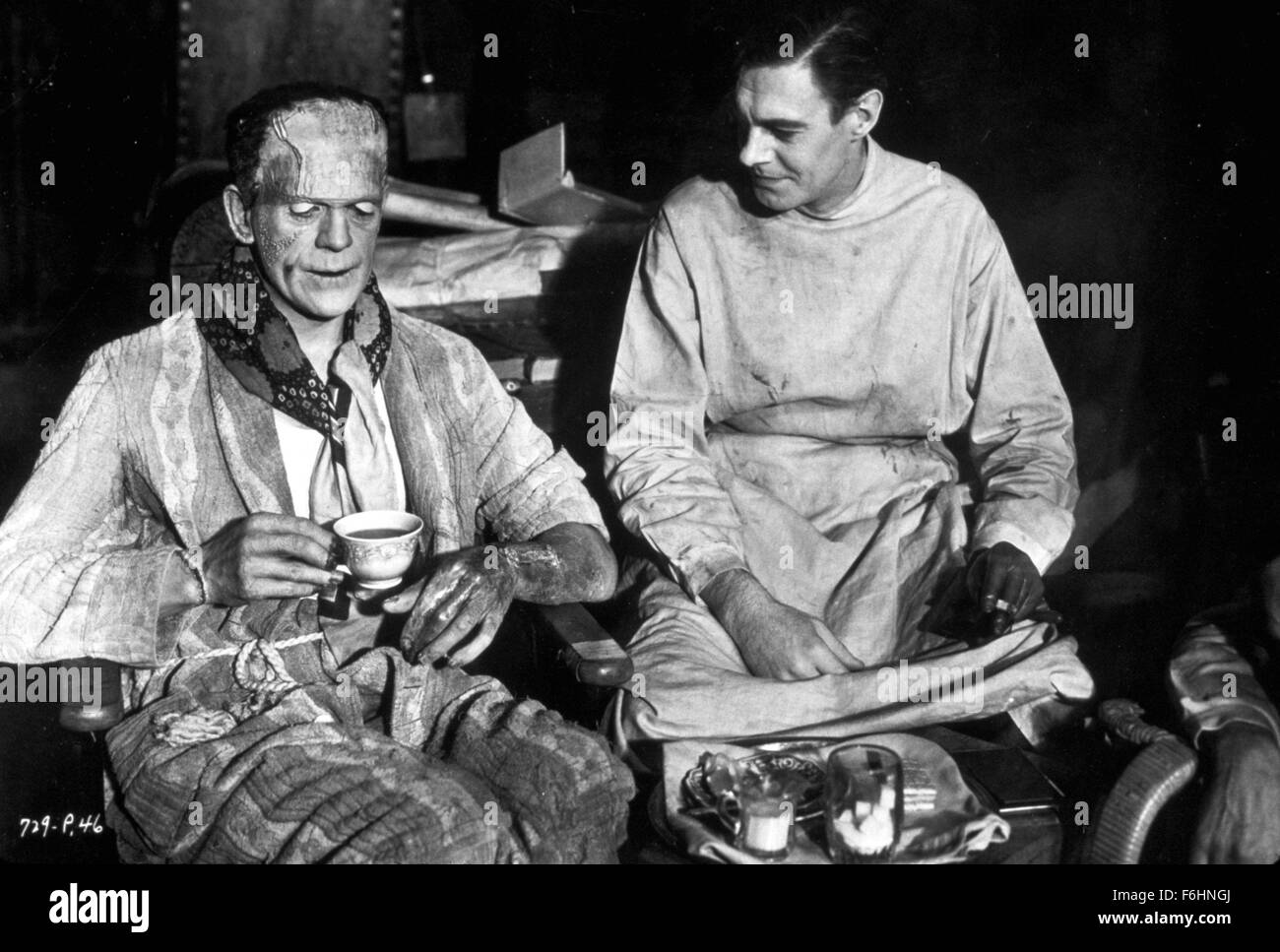 1935, Filmtitel: Braut von FRANKENSTEIN, Regie: JAMES WHALE, abgebildet: COLIN CLIVE, FRANKENSTEIN, BORIS KARLOFF. (Bild Kredit: SNAP) Stockfoto