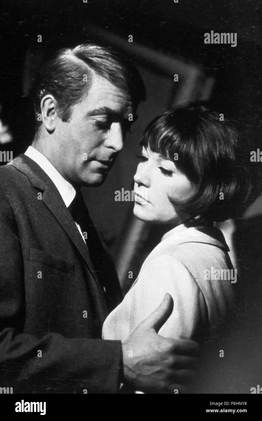 1966, Filmtitel: GAMBIT, Regie: RONALD NEAME, Studio: UNIVERSAL, im Bild: MICHAEL CAINE, SHIRLEY MacLAINE. (Bild Kredit: SNAP) Stockfoto