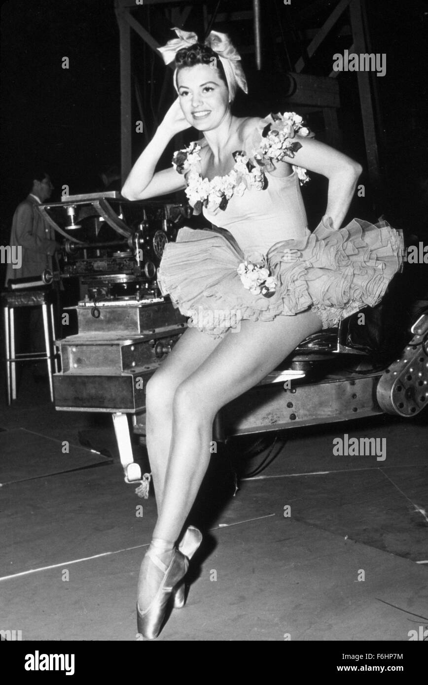 Filmtitel 1948: WORDS AND MUSIC, Regie: NORMAN TAUROG, Studio: MGM, abgebildet: hinter den Kulissen, CYD CHARISSE. (Bild Kredit: SNAP) Stockfoto