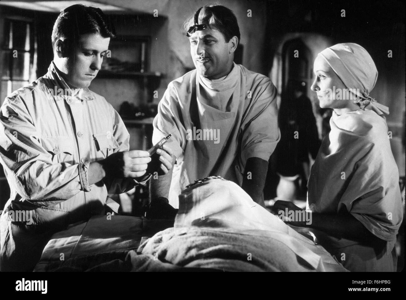 1940, Filmtitel: VIGIL IN der Nacht, Regie: GEORGE STEVENS, Studio: RKO, abgebildet: BRIAN AHERNE, CAROLE LOMBARD. (Bild Kredit: SNAP) Stockfoto