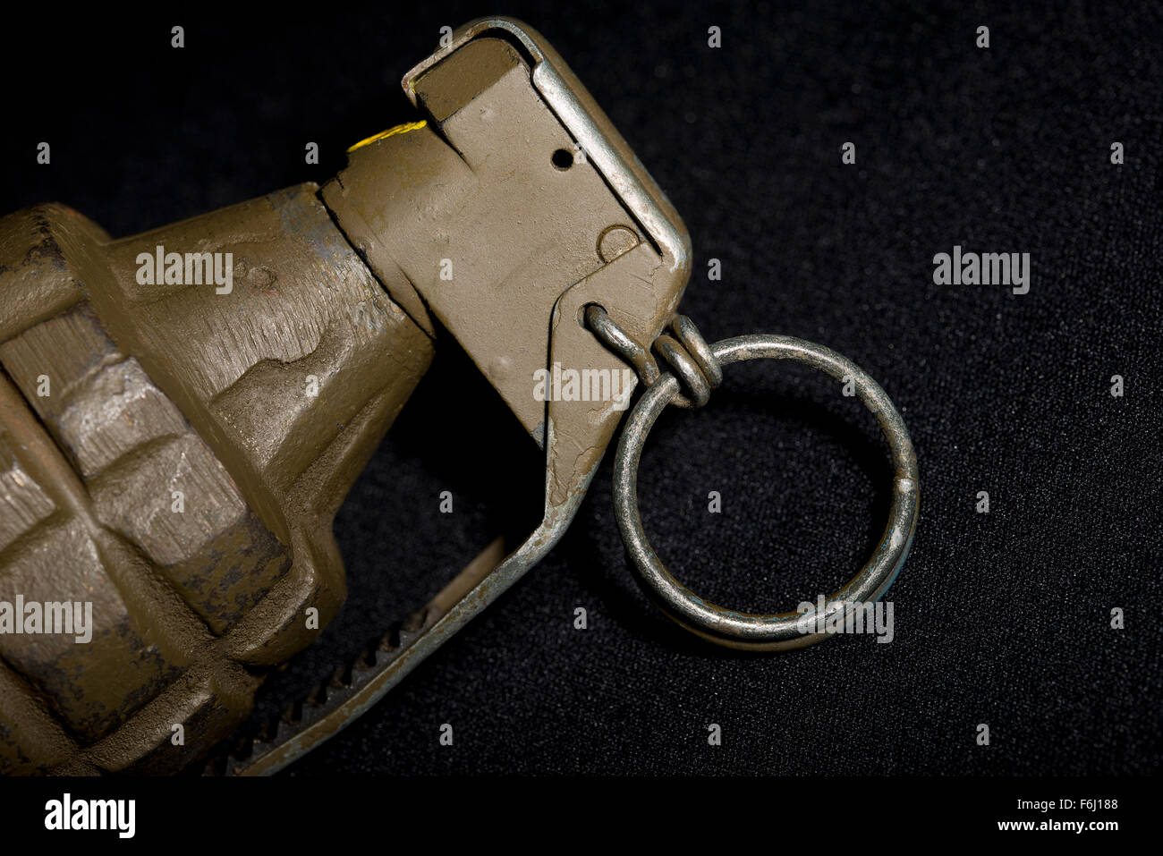Nahaufnahme von einer Handgranate durch US-Truppen im zweiten Weltkrieg, dem Koreakrieg und den Vietnam-Krieg verwendet. Stockfoto