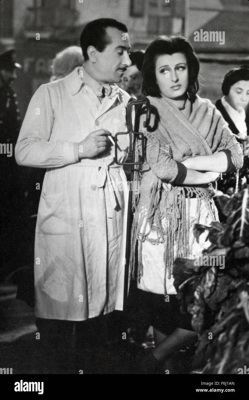 1943, Filmtitel: HAUSIERER und die Dame im Bild: PEPPINO DeFILIPPO. (Bild Kredit: SNAP) Stockfoto