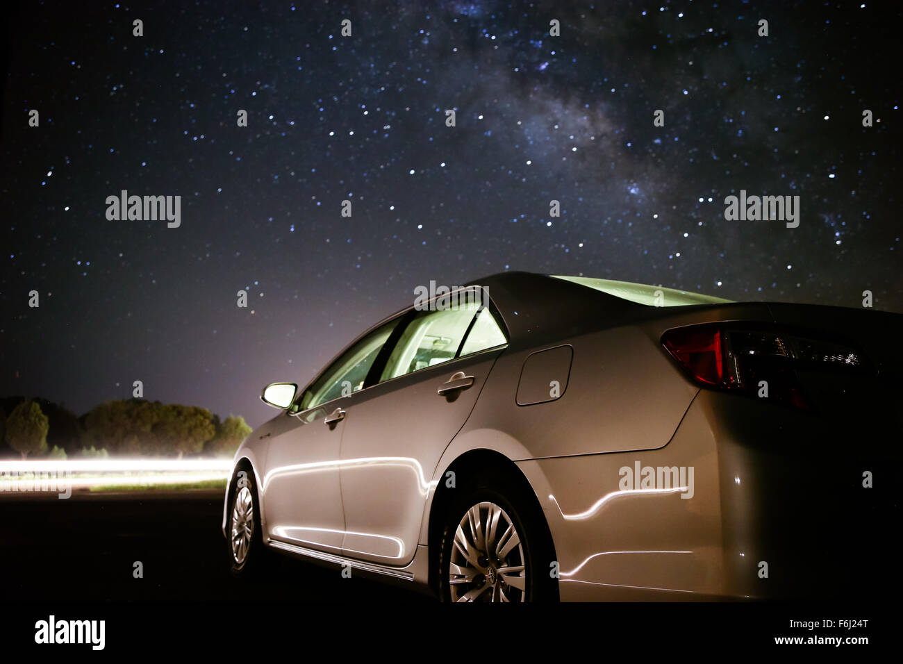 Toyota Camry unter der Milchstraße Stockfoto