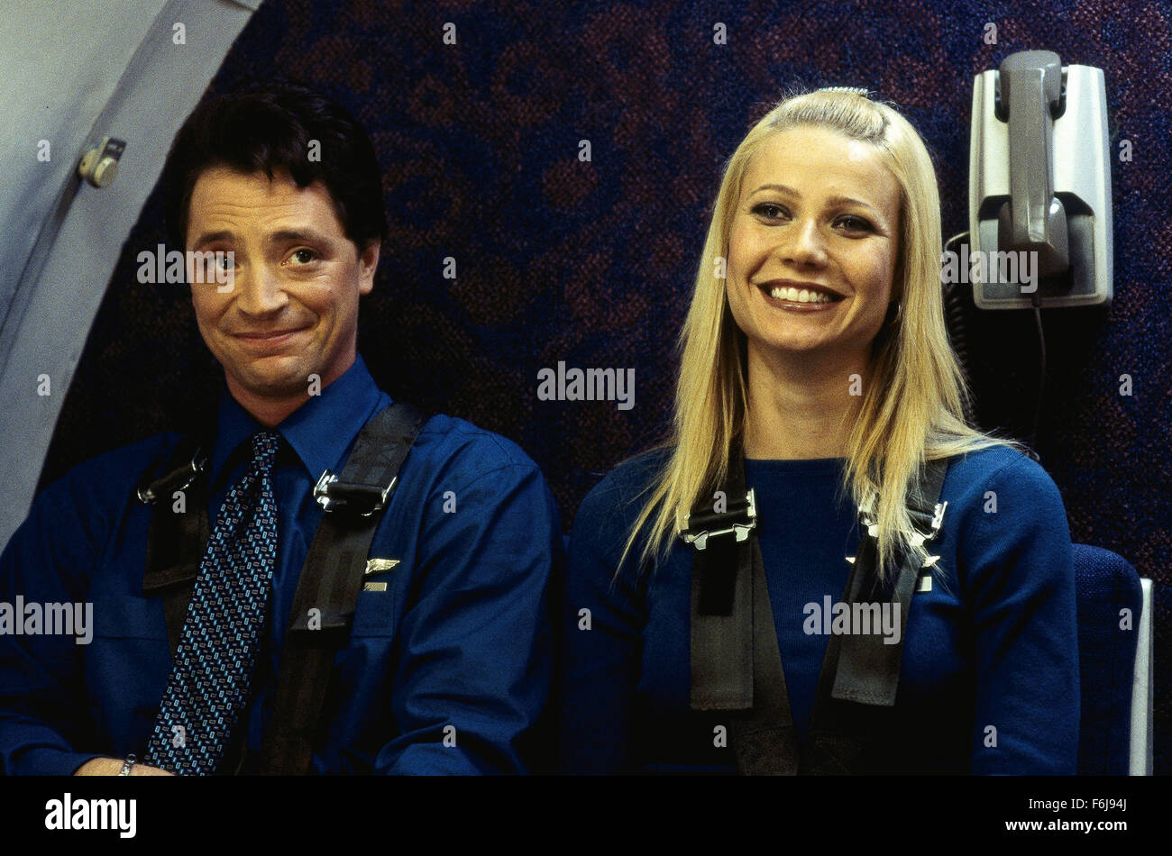 Datum der Freigabe: März 21,2003. FILMTITEL: Ansicht von oben. STUDIO: Bullshead City, Arizona. PLOT: ein Kleinstadt-Frau versucht, ihr Ziel der Karriere als Flugbegleiterin. . Bild: GWYNETH PALTROW als DONNA JENSEN und JOSHUA MALINA als RANDY JONES. Stockfoto
