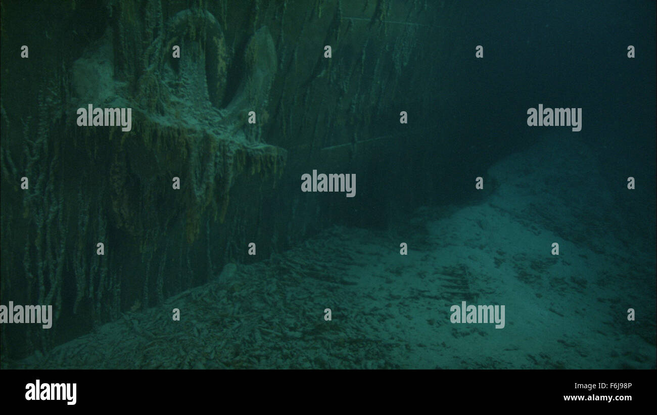 31. März 2003; Hollywood, Kalifornien, USA; Unterwasser Schuss von der Titanic aus der Familie Dokumentation '' Ghosts of the Abyss'' unter der Regie von James Cameron. Stockfoto