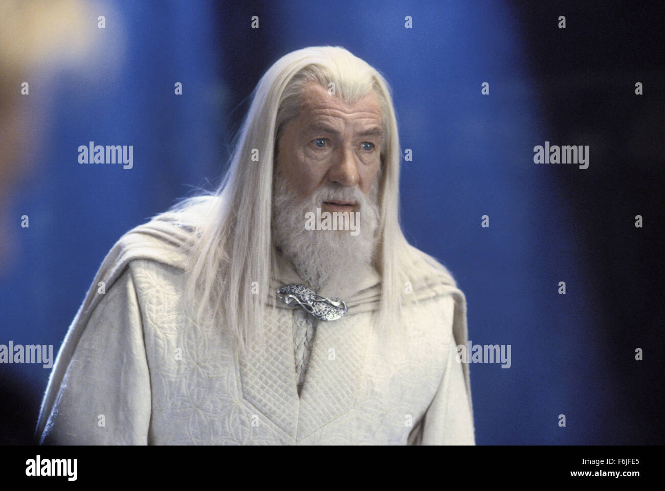4. Dezember 2003; Hollywood, Kalifornien, USA; Schauspieler IAN MCKELLEN, die Sterne als Gandalf in der epischen Fantasy-Trilogie "der Herr der Ringe: die Rückkehr des Königs". Stockfoto