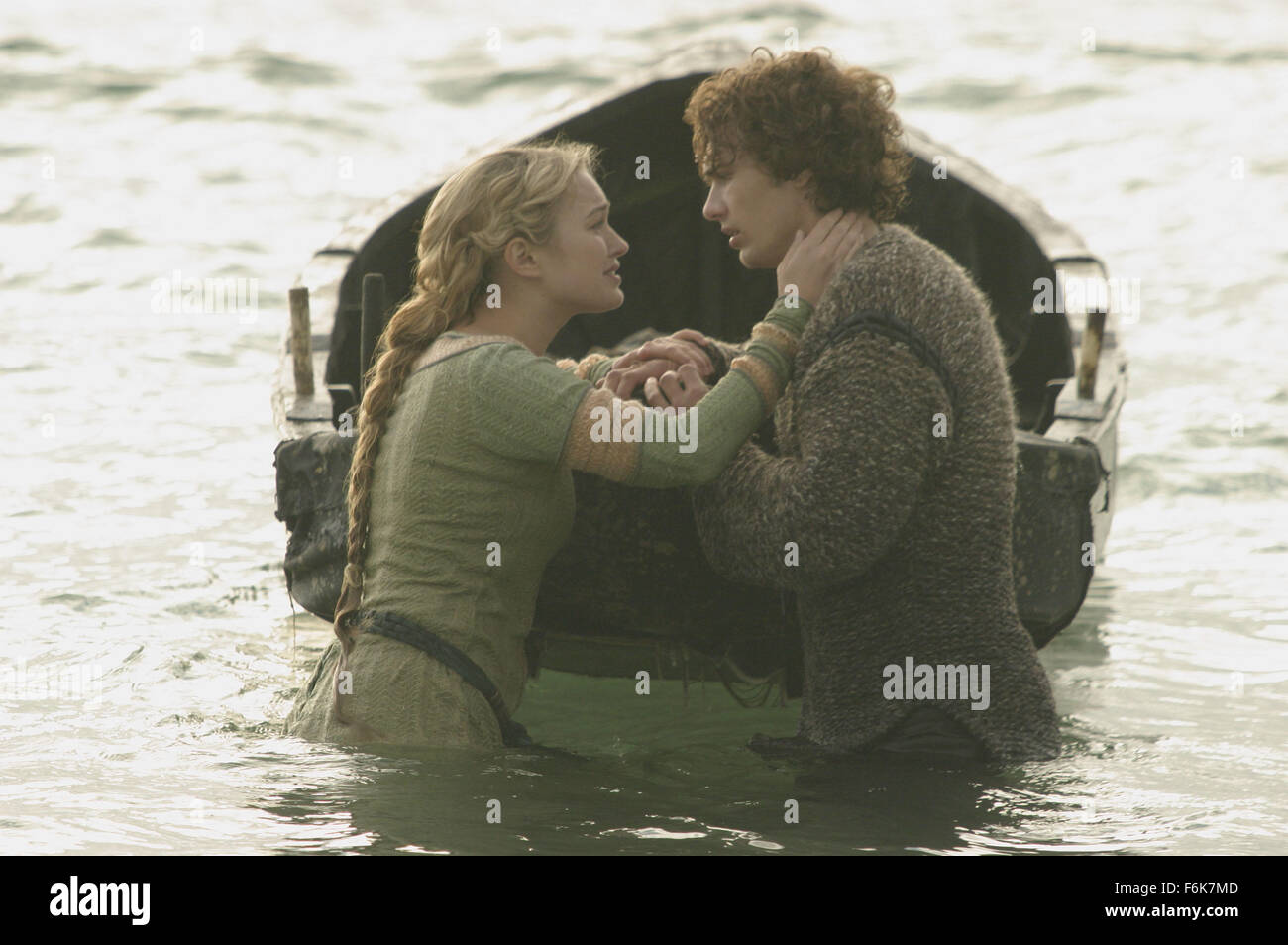 13. Januar 2006; Prag, Tschechische Republik; Schauspieler JAMES FRANCO Stars wie Tristan und SOPHIA MYLES als Isolde in Kevin Reynolds Regie Liebesdrama "Tristan + Isolde." Obligatorische Credit: Foto von 20. Century Fox Film Corp.. (Ac) Copyright 2006 von mit freundlicher Genehmigung von 20th Century Fox Film Corp. Stockfoto