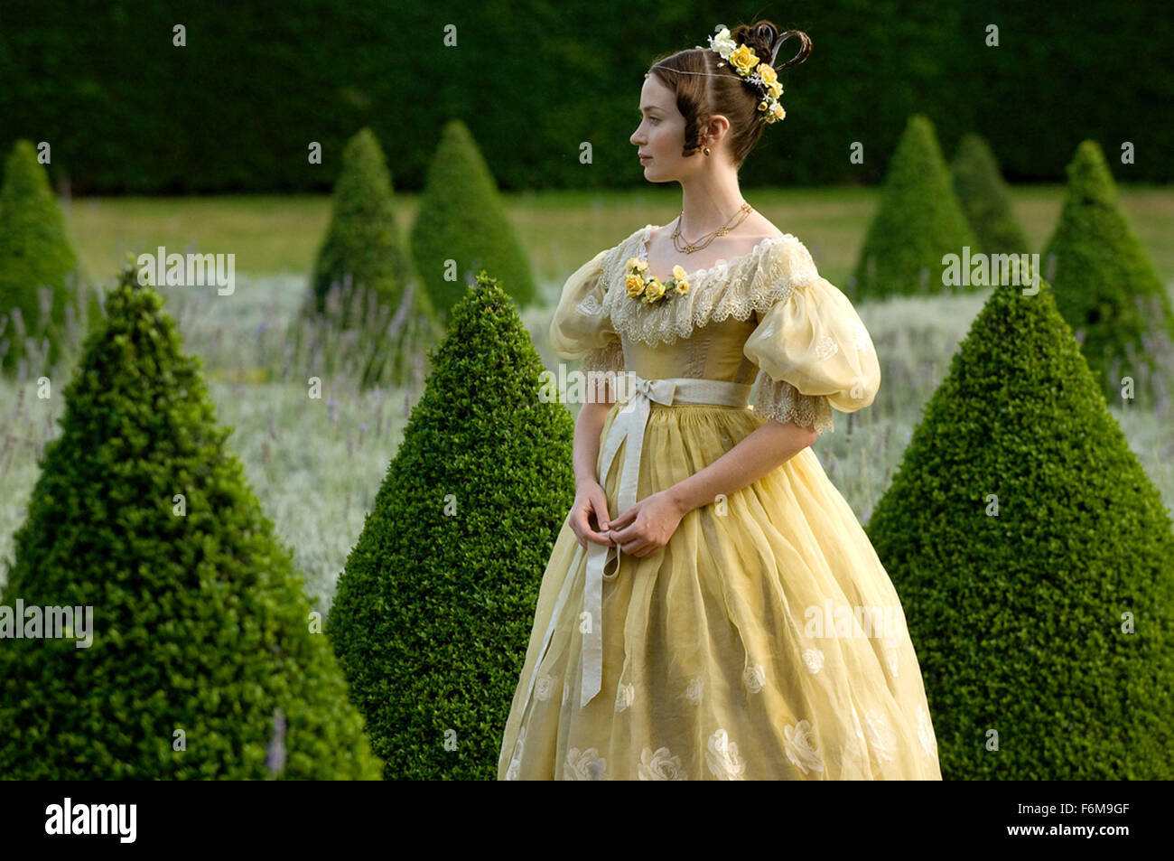 Erscheinungsdatum: 6. März 2009. FILMTITEL: Die junge Victoria. STUDIO: GK Films. PLOT: Eine Dramatisierung von den turbulenten ersten Jahren der Herrschaft von Königin Victoria und ihre dauerhafte Romanze mit Prinz Albert. Im Bild: EMILY BLUNT als junge Victoria. Stockfoto