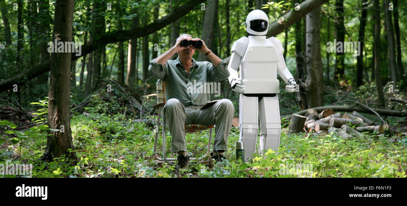 Erscheinungsdatum: 17. August 2012 Titel: Roboter und Frank STUDIO: Hund laufen Bilder Regie: Jake Schreier PLOT: in naher Zukunft eingestellt, ein Ex-Juwelendieb erhält ein Geschenk von seinem Sohn: ein Roboter-Butler programmiert, um nach ihm zu sehen. Aber bald die beiden Gefährten versuchen ihr Glück als Heist Team Bild: FRANK LANGELLA als Frank (Credit: C Hunde laufen Pictures/Entertainment-Bilder) Stockfoto