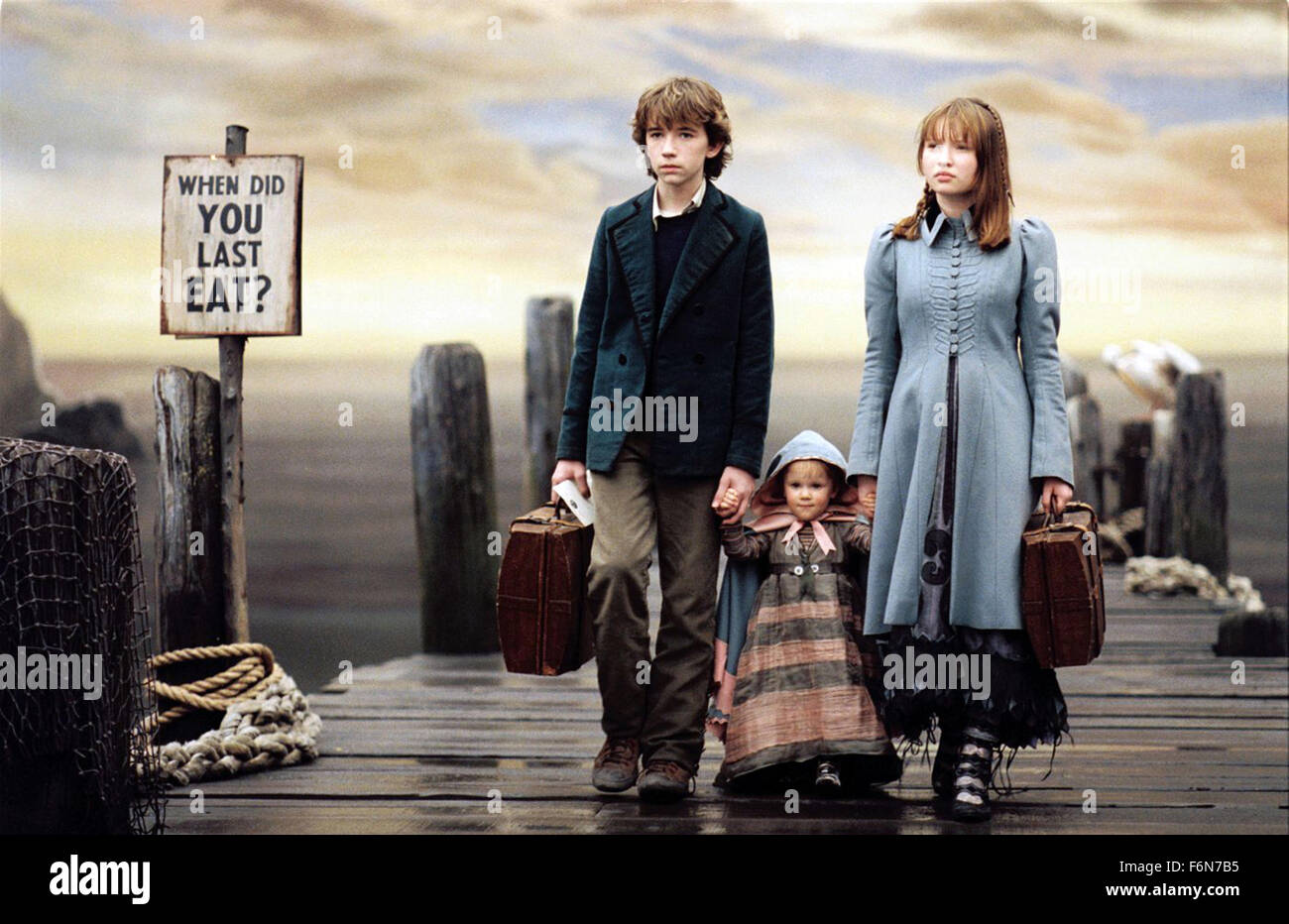 20. März 2014 ist - Hollywood, USA - LEMONY SNICKET eine Reihe BETRÜBLICHER Ereignisse (2004)... BRAD SILBERLING (DIR)... (Bild Kredit: C Gesicht zu Gesicht/Unterhaltung Bilder) Stockfoto