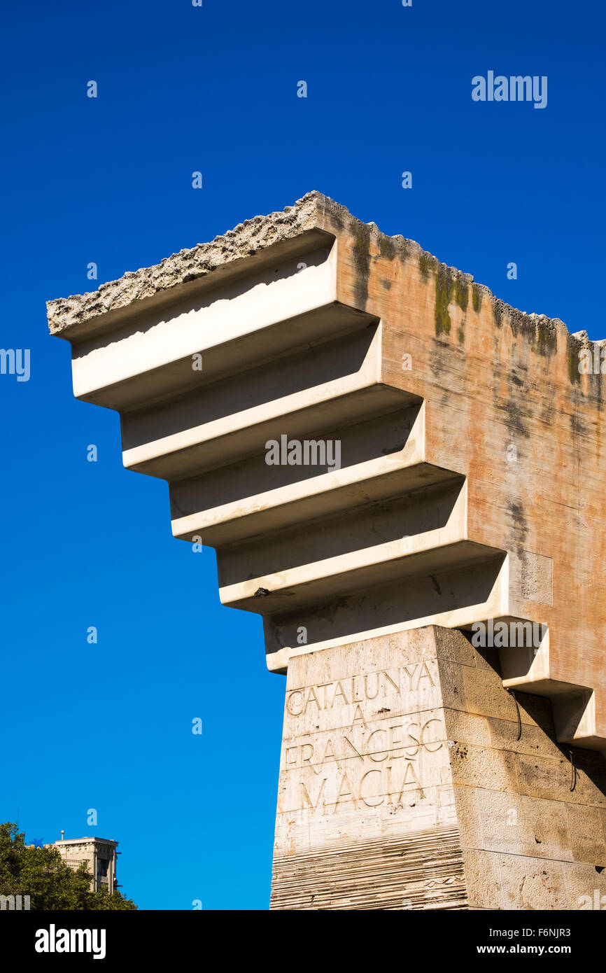 Denkmal für katalanische Politiker Francesc Macià des Bildhauers Josep Maria Subirachs an Plaça de Catalunya. Barcelona, Spanien. Stockfoto