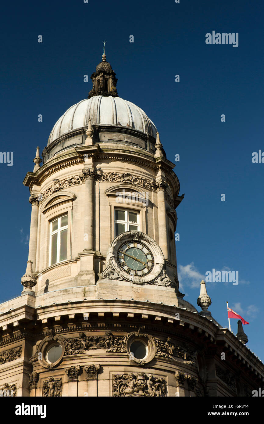 Großbritannien, England, Yorkshire, Hull, Carr Lane, Victoria Square, Maritime Museum Uhrturm Stockfoto