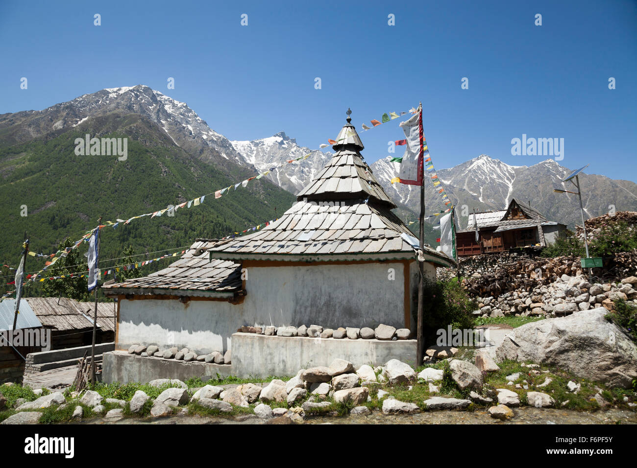 Buddhistischen Tempel Chitkul auf dem letzten bewohnten Dorf an der Grenze von Indo-China Himachal Pradesh, Nordindien Stockfoto