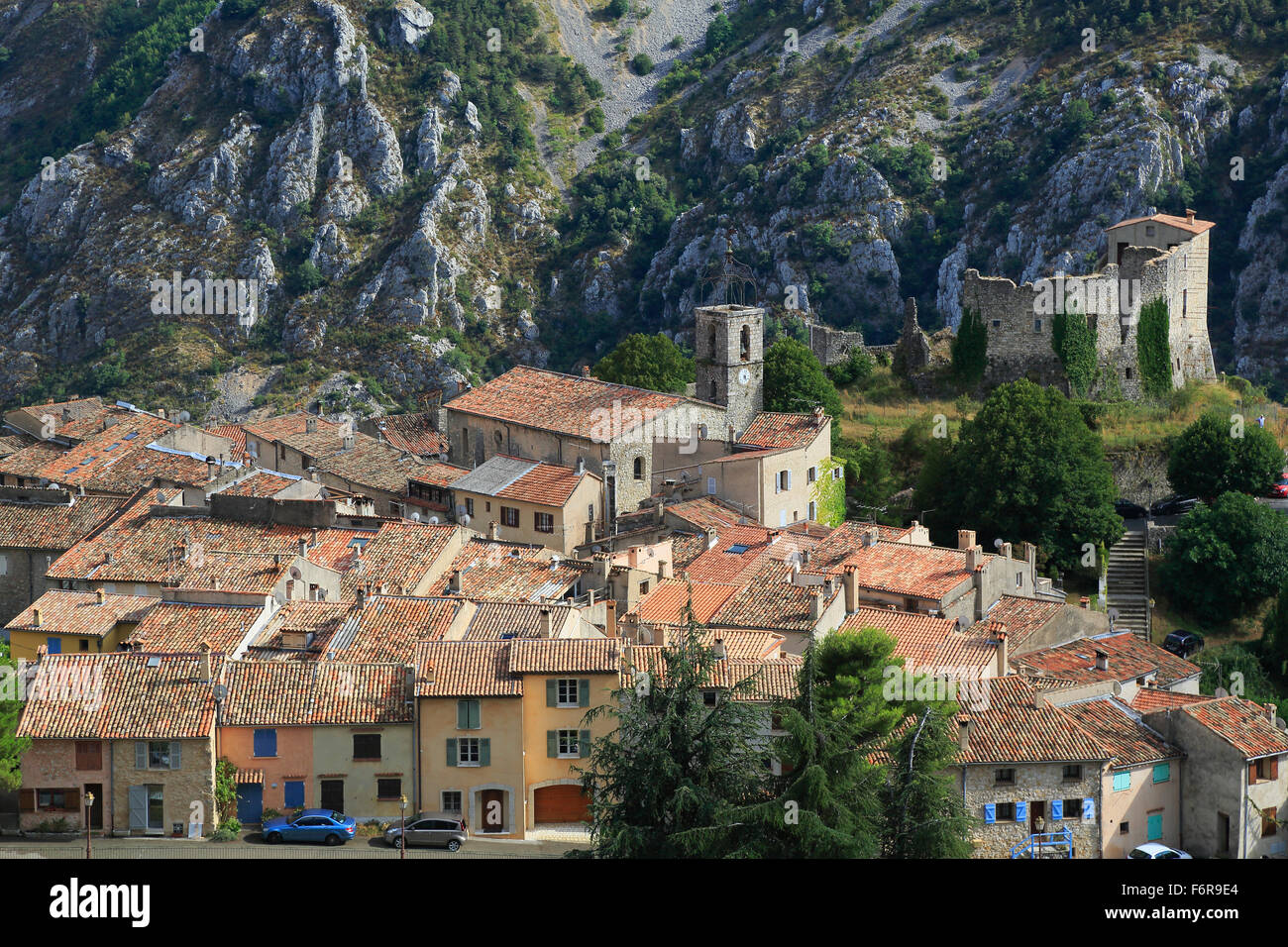 Ansicht von Gréolières, Departement Alpes Maritimes, Provence-Alpes-Côte d ' Azur, Frankreich Stockfoto
