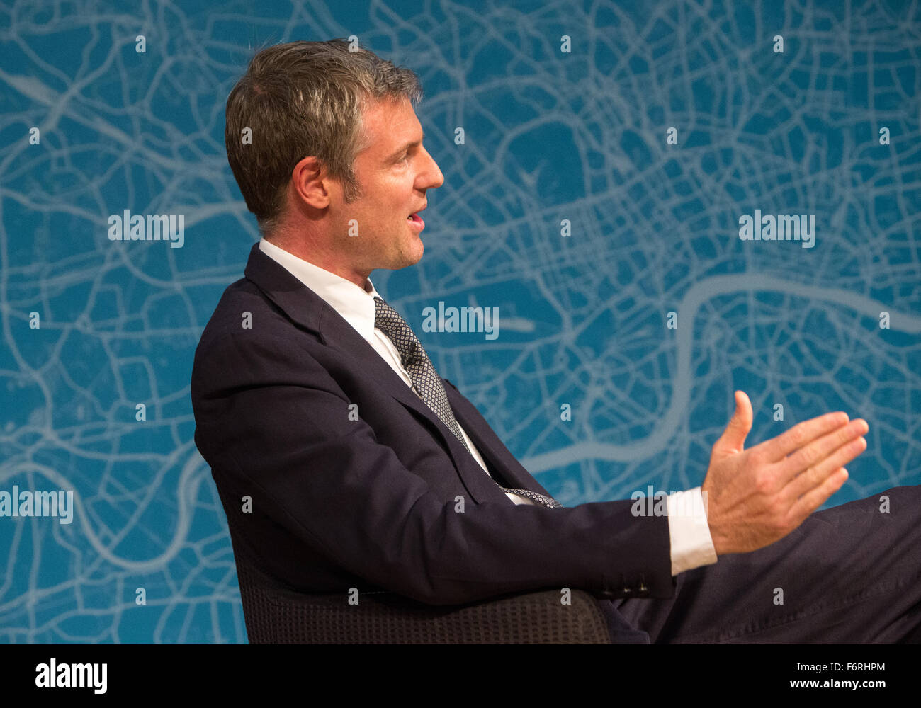 Zac Goldsmith, der konservative Bürgermeisterkandidat spricht über seine Pläne für London, wenn er zum Bürgermeister gewählt wurden Stockfoto