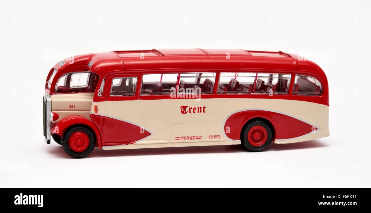 Ein Modell von einem AEC-Regal Windover in Trent Motor Traktion Co-Bus-Lackierung. Stockfoto