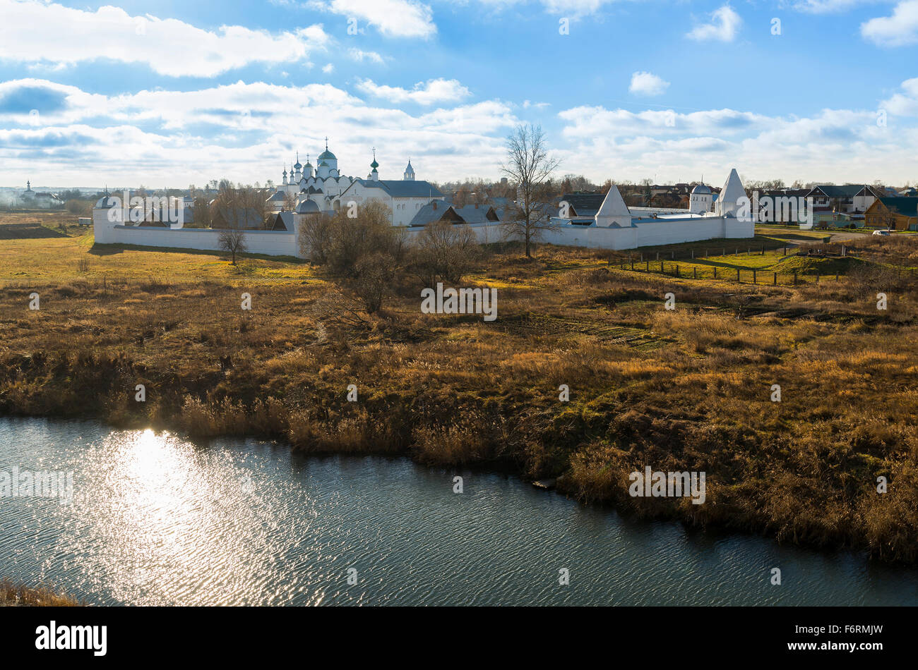 St. Pokrowski weibliche Kloster in Susdal. Goldener Ring von Russland Reisen Stockfoto