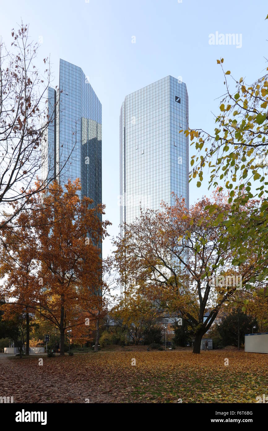 Deutsche Bank im Herbst Stockfoto