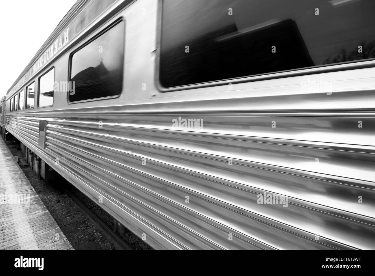 Erbe trainieren Seite am Bahnsteig in Uxbridge Station in Kanada Stockfoto