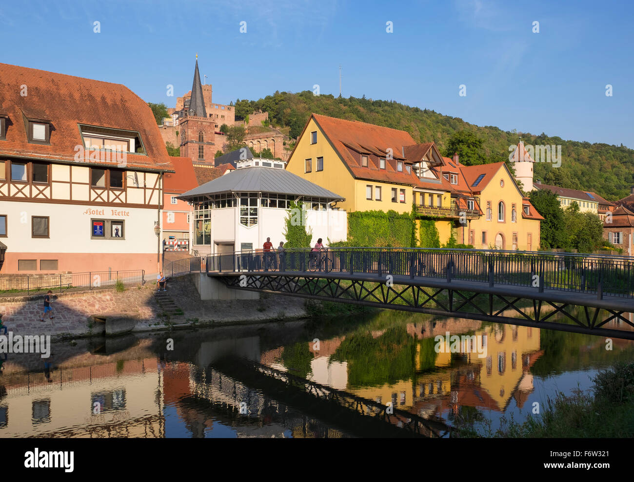 Deutschland, Bayern, Wertheim, Brücke über Fluss Tauber Stockfoto