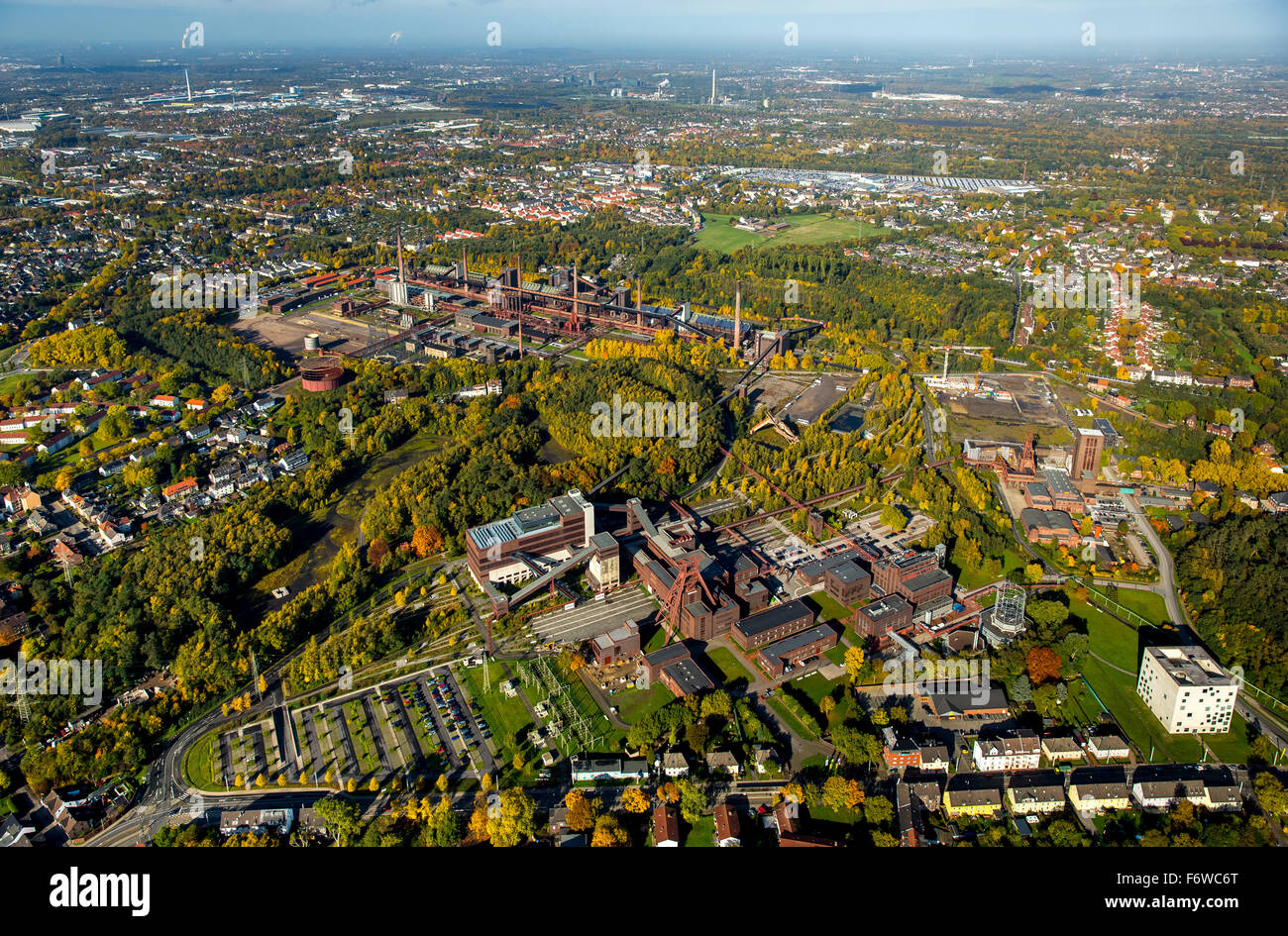 Doppel Bock-Turm der Zeche, Schacht XII, Welt Kultur Erbe Zollverein Essen, Norden Nordrhein Westfalen, Deutschland Stockfoto