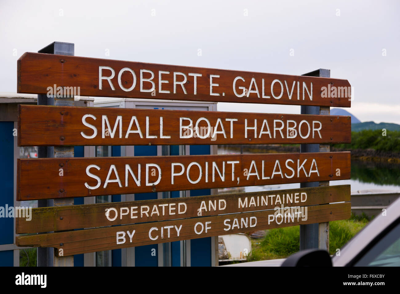 Betrieb und Wartung zu melden, für die Robert E. Galovin kleinen Bootshafen in Sand Point, Popof Island, südwestlichen Alaska, USA, Sommer Stockfoto