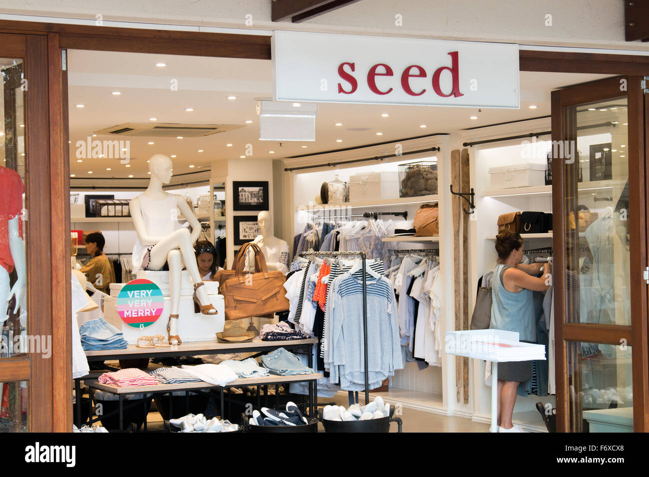 Seed Damenmode und Modegeschäft, hier an Sydneys nördlichen Stränden in Avalon, NSW, Australien Stockfoto