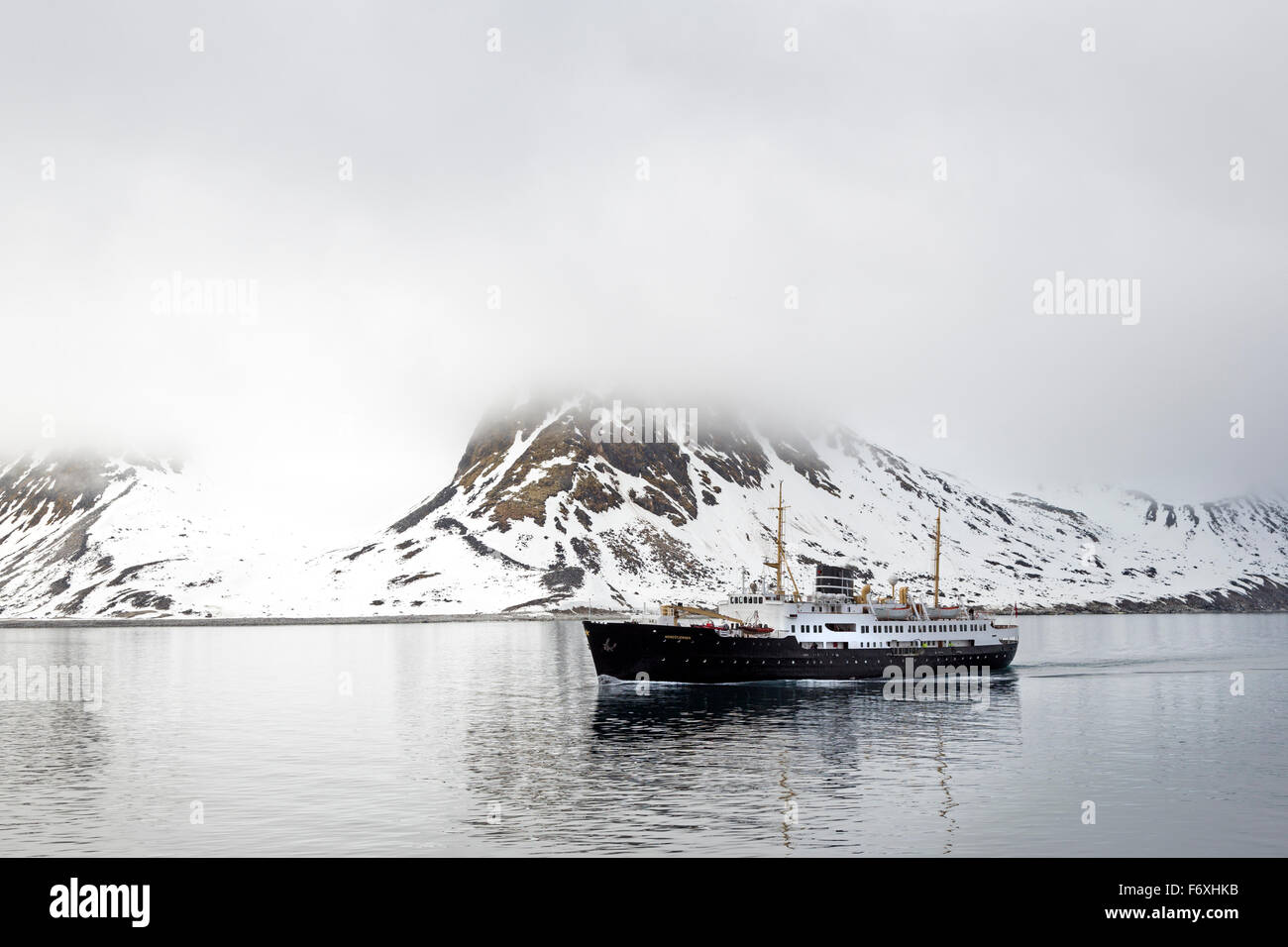 Paket versenden in Magdalenefjord, Spitzbergen-Island, Spitzbergen, Norwegen, Europa Stockfoto