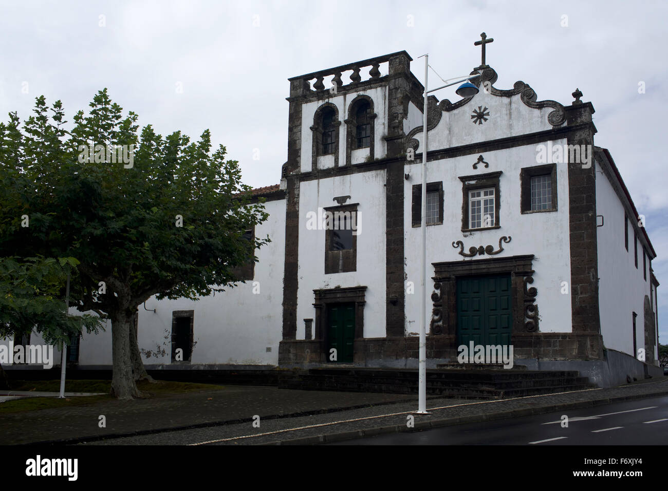 Kirche in der Stadt von Vila Franca do Campo auf der Insel São Miguel, Azoren Stockfoto