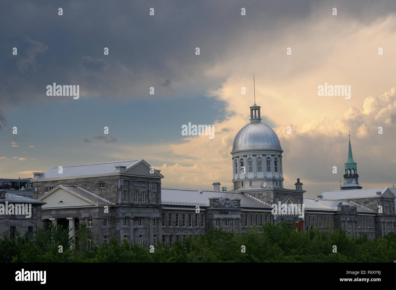 Silber-Bonsecours Markt in Old Montreal bei Sonnenuntergang Stockfoto