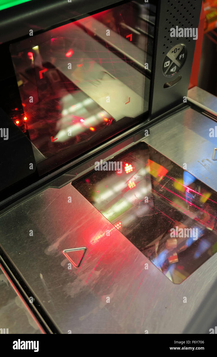 Self-Service-Kasse Maschine, NYC, USA Stockfoto