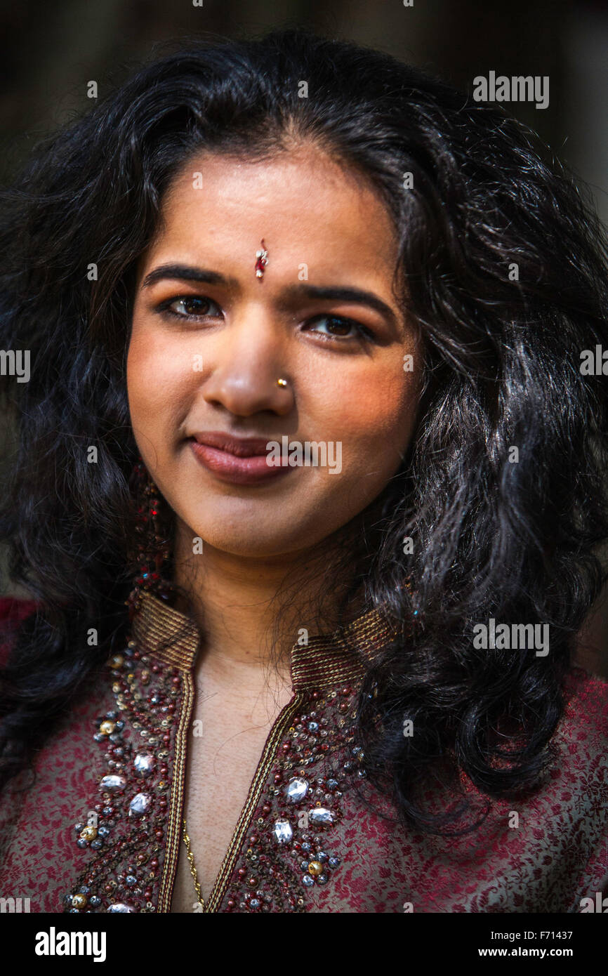 Bindu Subramaniam, indische Sängerin, Songwriterin, Unternehmerin, Autorin, Musikpädagogin, Sängerin, Indien, Asien Stockfoto