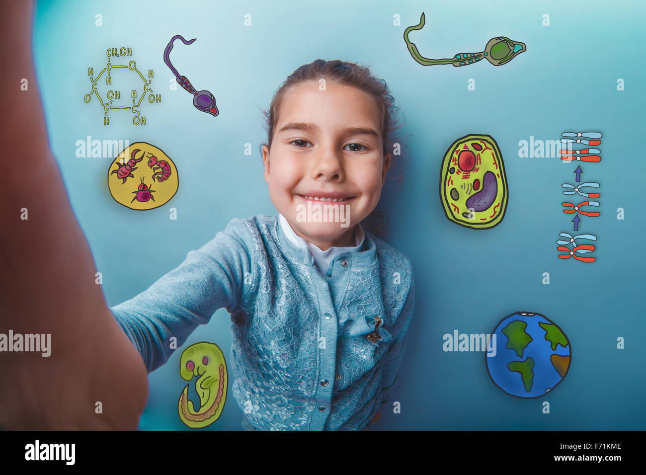 Selbst Teenager-Mädchen lächelt glücklich Symbole Biologie Bildung Bildung o Stockfoto