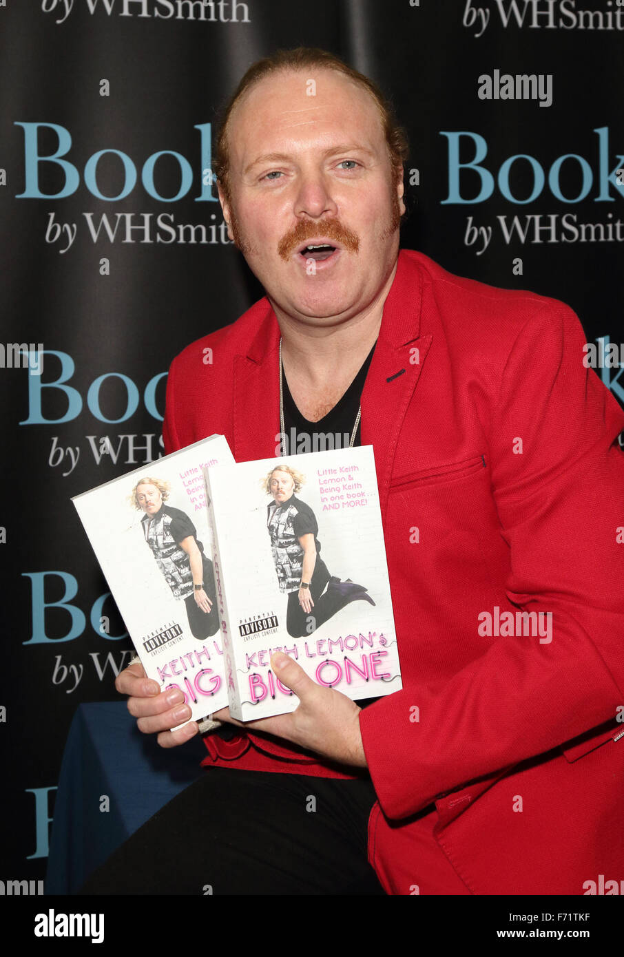 Keith Lemon erscheint bei Unterzeichnung seiner Bücher - "Keith Lemon Big One" und "der Biber und der Elefant" bei WHSmith Milton Keynes Featuring: Keith Zitrone wo: Milton Keynes, Großbritannien: 23. Oktober 2015 Stockfoto