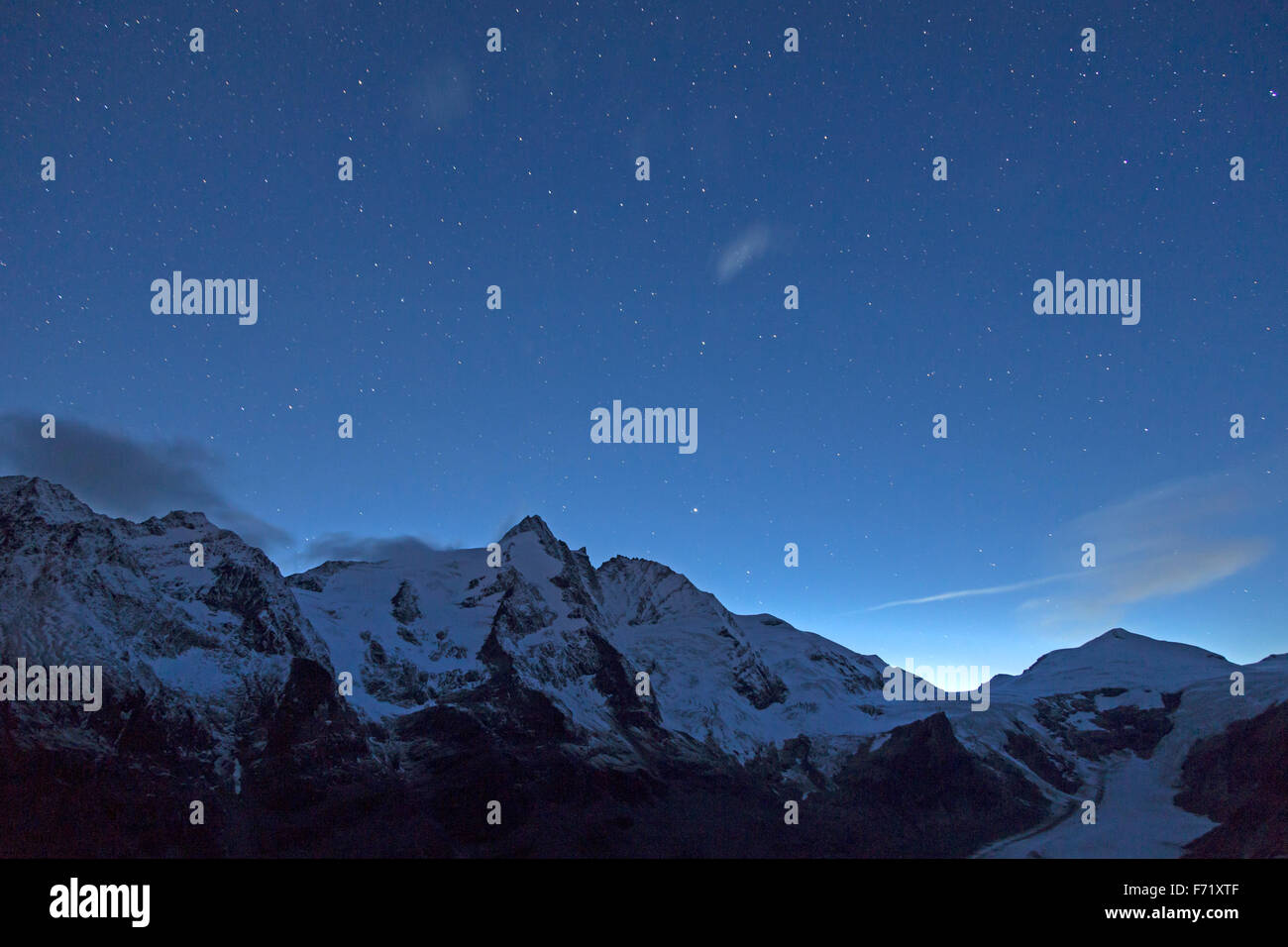 Großglockner bei Nacht gesehen vom Franz-Josefs-Hoehe, Glockner Gruppe, Carnithia, Austria, Europe Stockfoto