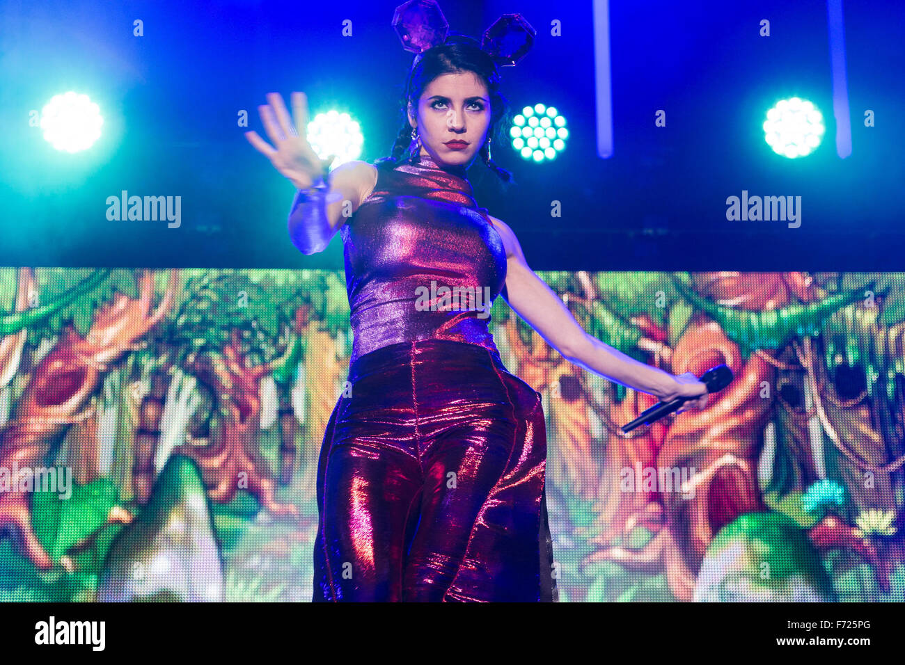 Manchester, UK. 23. November 2015. Marina und die Diamanten erklingt in der O2-Ritz in Manchester, 2015 Credit: Myles Wright/ZUMA Draht/Alamy Live News Stockfoto