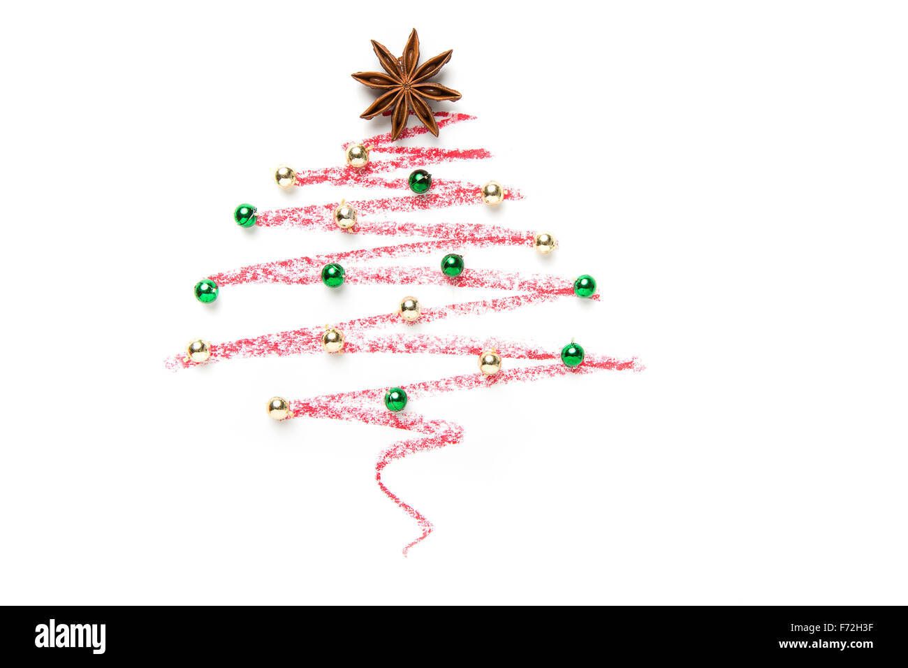 Ein Weihnachtsbaum gezeichnet mit Anis Stern isoliert auf weißem Hintergrund Stockfoto