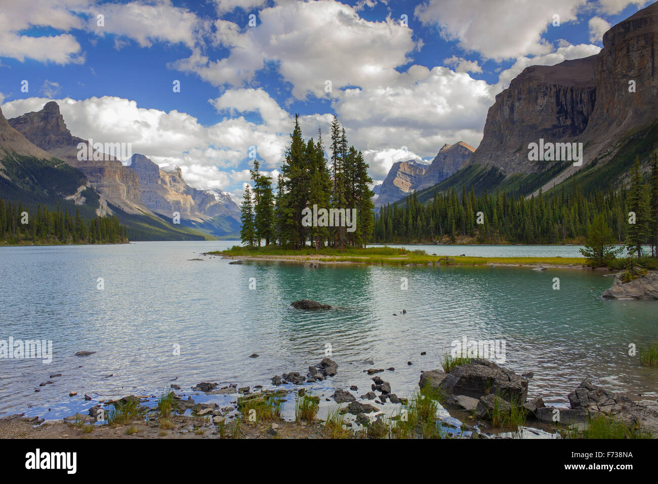 Spirit Island im Maligne Lake, kanadischen Rocky Mountains, Jasper Nationalpark, Alberta, Kanada Stockfoto