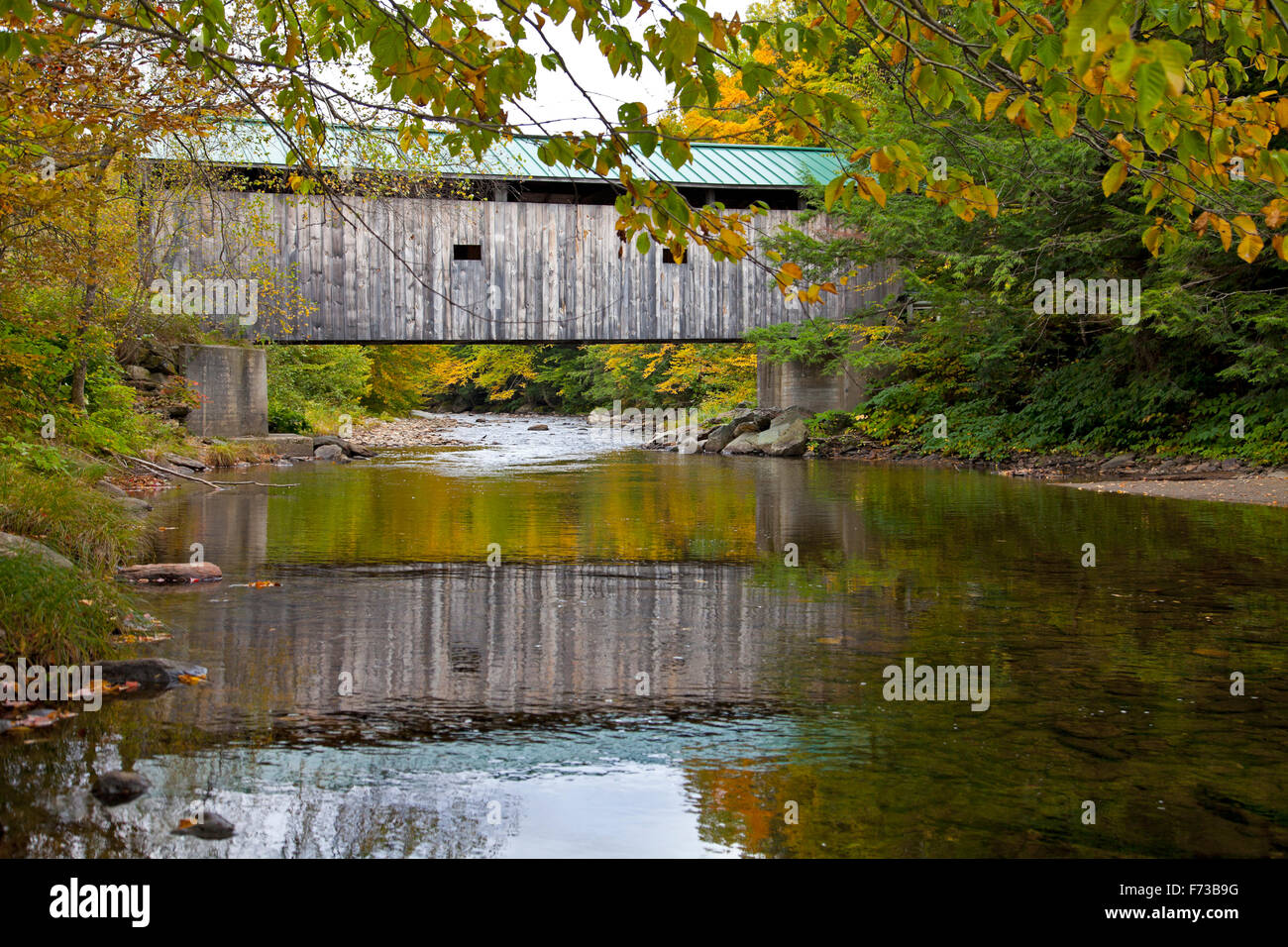 Belvidere, Vermont: The Morgan bedeckte Brücke. Stockfoto