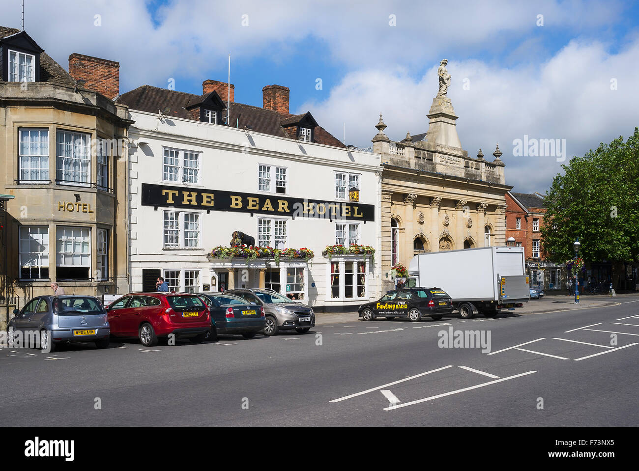 Das Hotel Bären Marktplatz inmitten der Devizes Wiltshire UK Stockfoto
