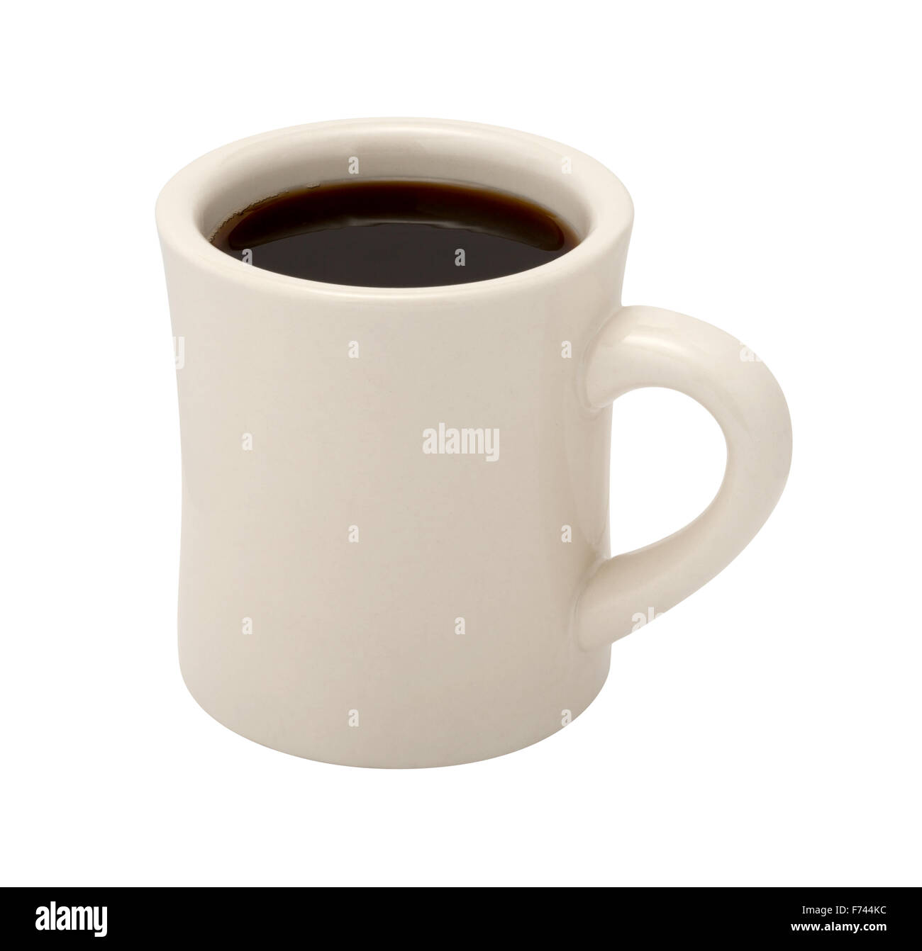 In einer klassischen weißen Diner Tasse Kaffee. Das Bild zeigt einen Ausschnitt isoliert auf einem weißen Hintergrund. Stockfoto