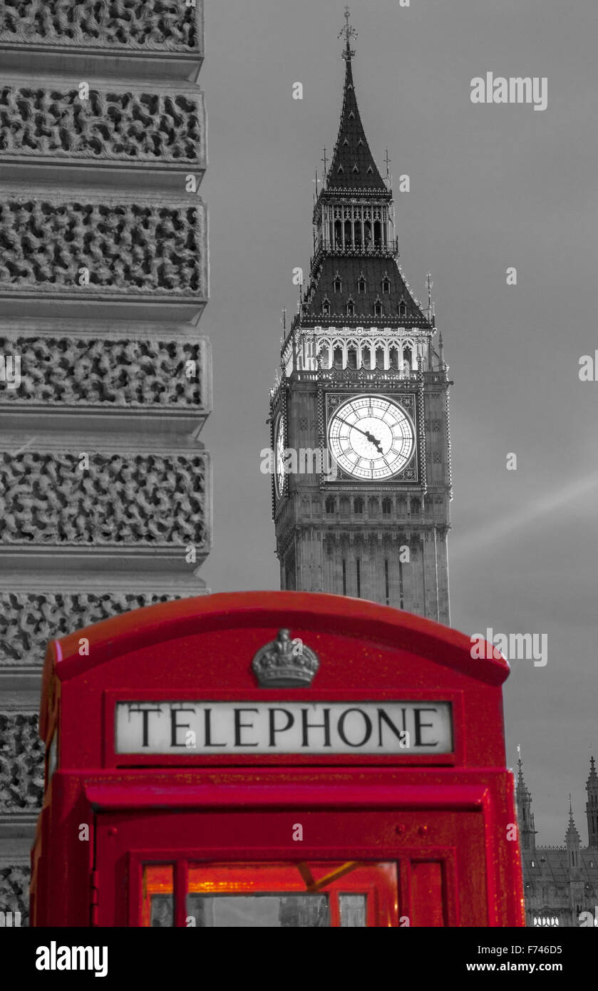 Big Ben Elizabeth Tower Houses of Parliament mit traditionellen K6 rotes Telefon Telefon box im Vordergrund Westminster London Englan Stockfoto