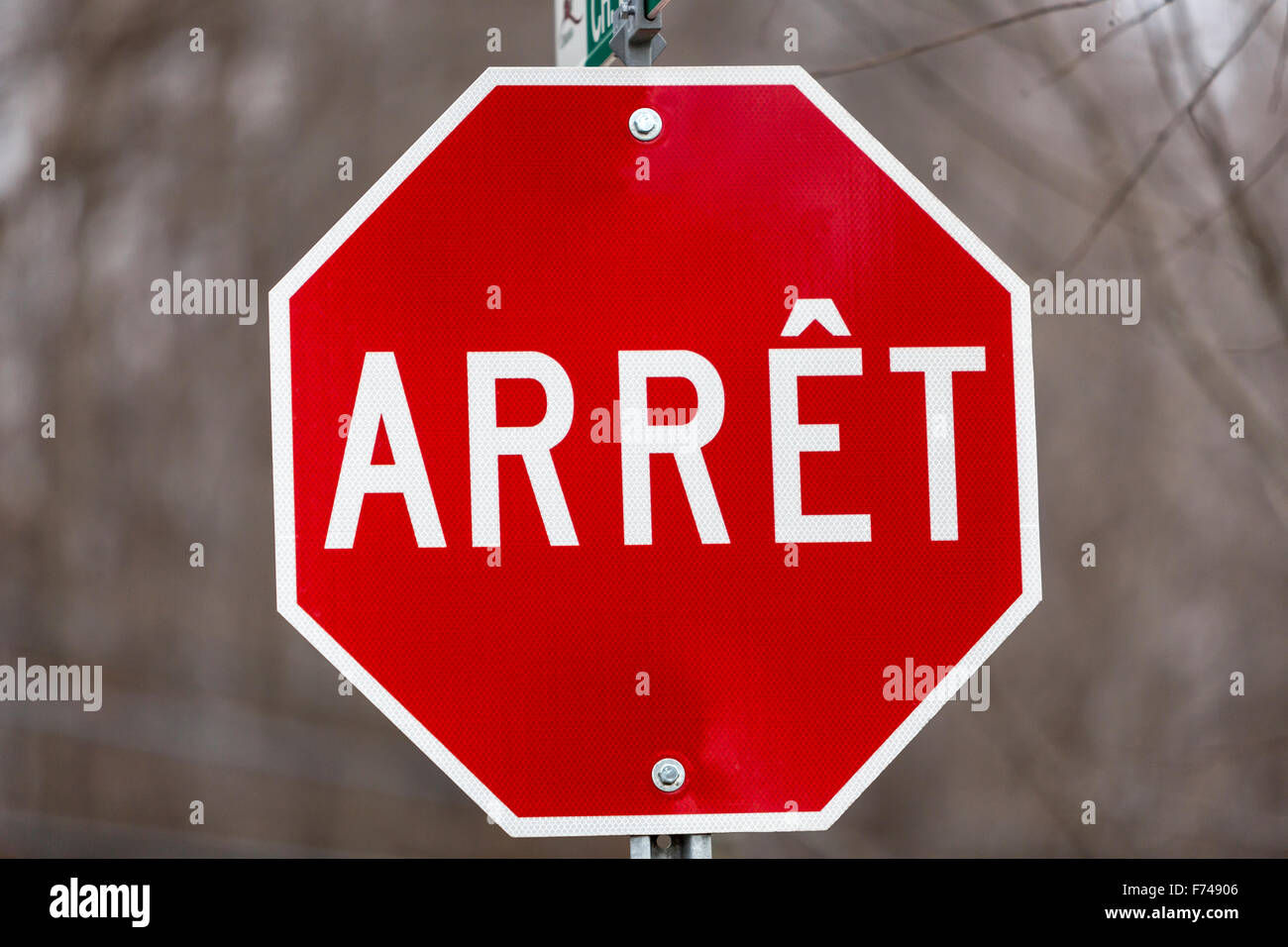 Nordamerika, Kanada, Quebec, französische Stop-Schild Stockfoto