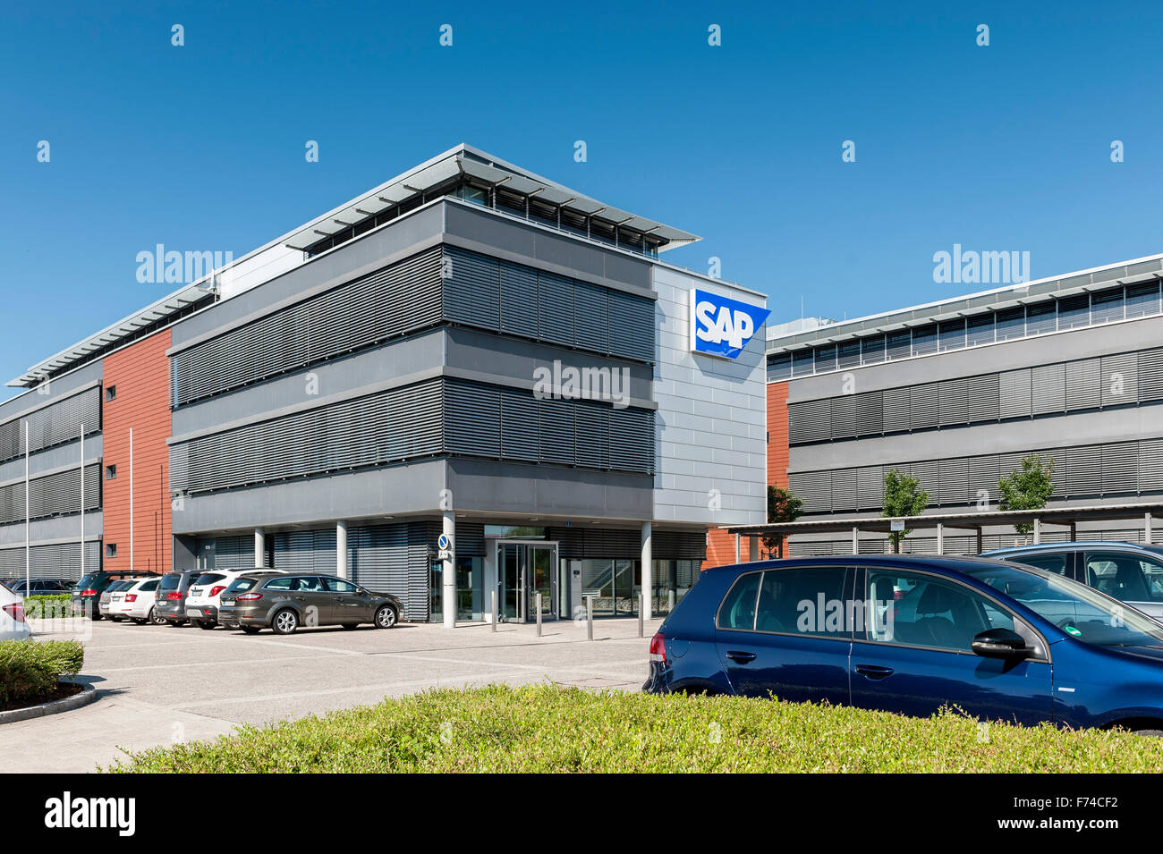 SAP-Gebäude in der Nähe von Hallbergmoos München Stockfoto