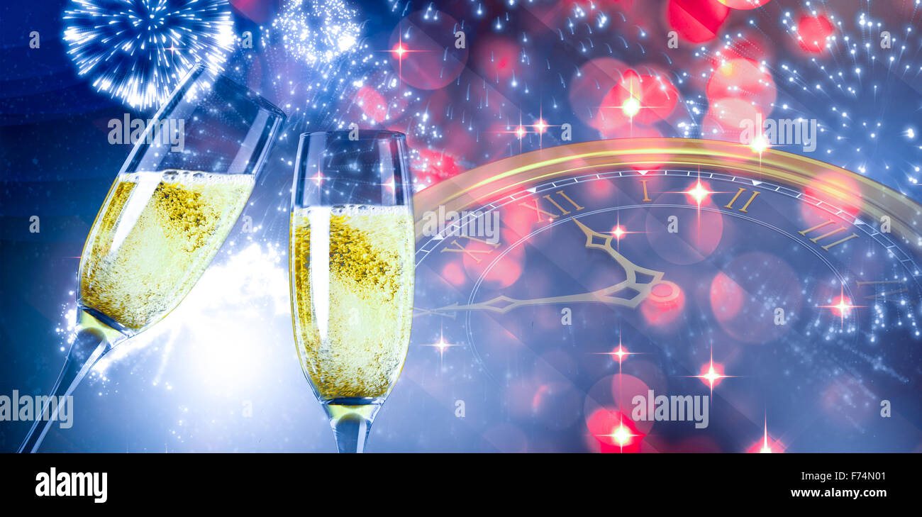 Zusammengesetztes Bild der Sektgläser Klirren Stockfoto