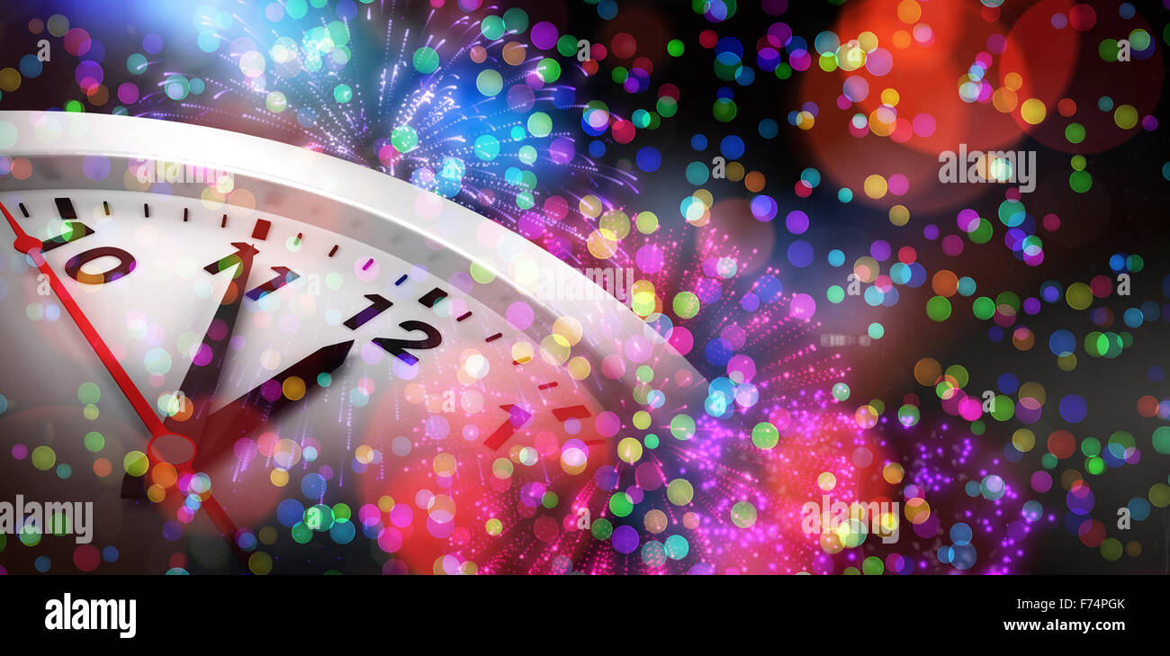 Zusammengesetztes Bild der Countdown bis Mitternacht am Uhr Stockfoto