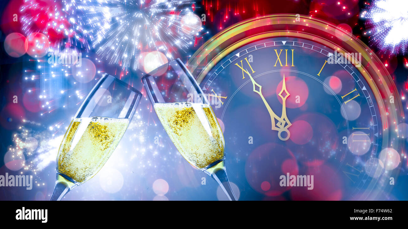 Zusammengesetztes Bild der Sektgläser Klirren Stockfoto