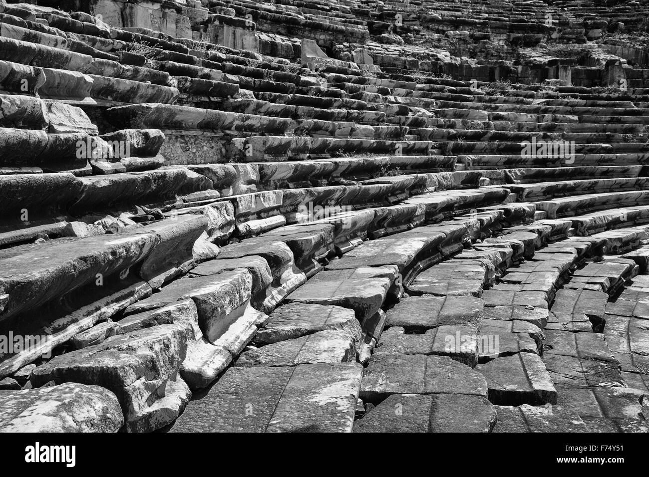 Milet Theater Treppen und Sitze schwarz und weiß in der Türkei anzeigen Stockfoto