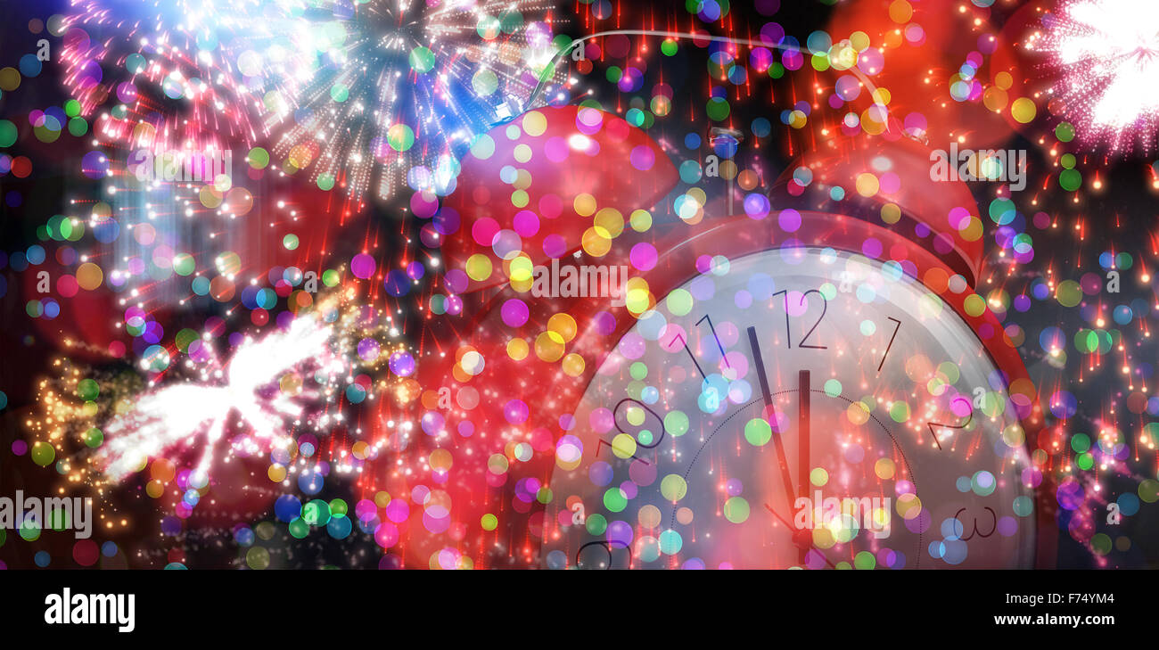 Zusammengesetztes Bild der Wecker Countdown bis zwölf Stockfoto