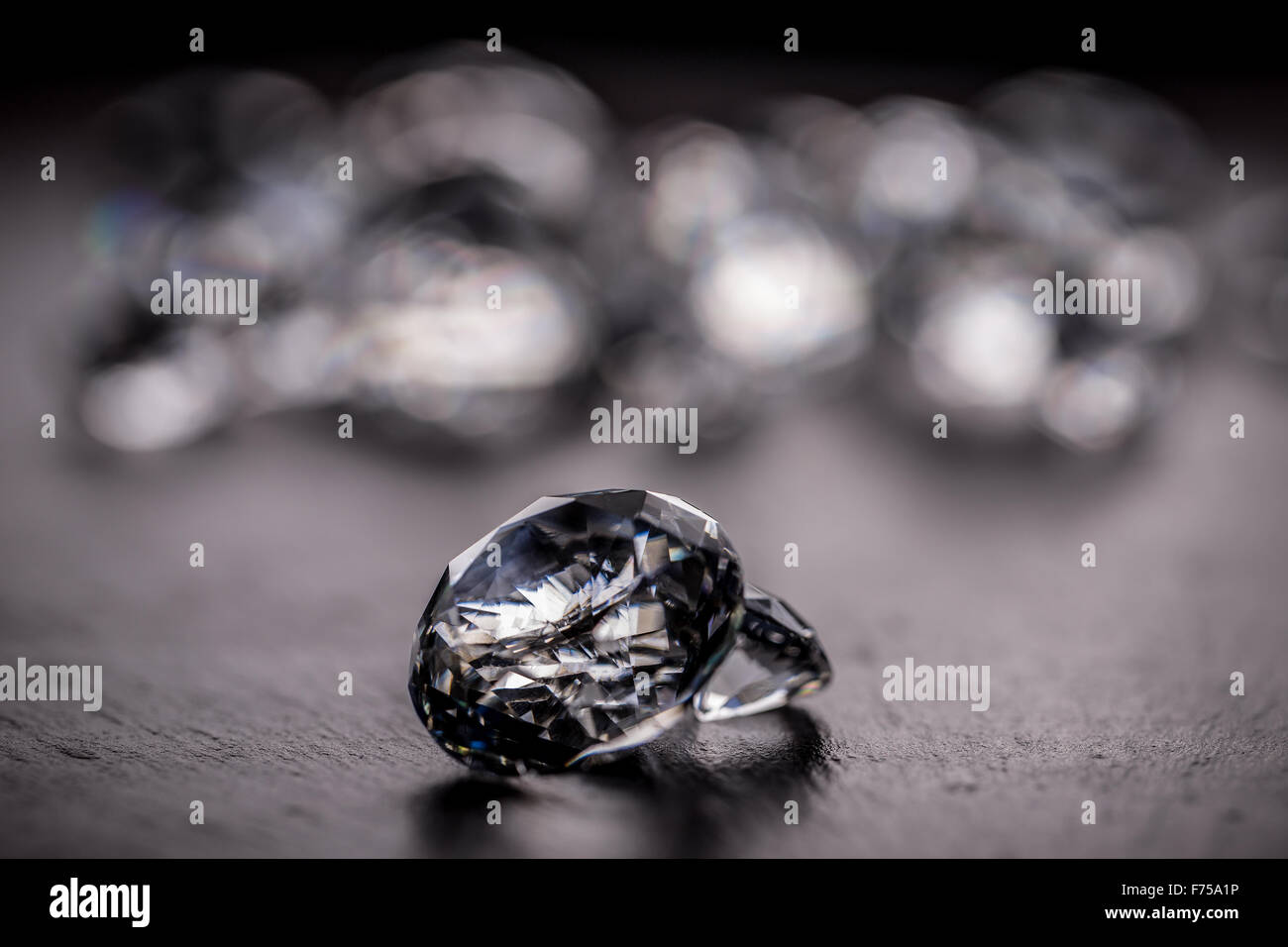 Diamond Juwel Onblack Hintergrund Stockfoto